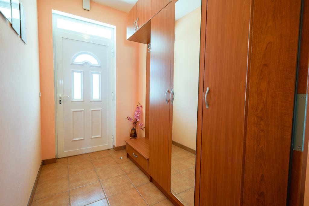 בלאצ'ה Apartments Galeb מראה חיצוני תמונה