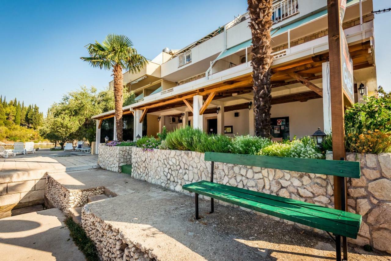 בלאצ'ה Apartments Galeb מראה חיצוני תמונה